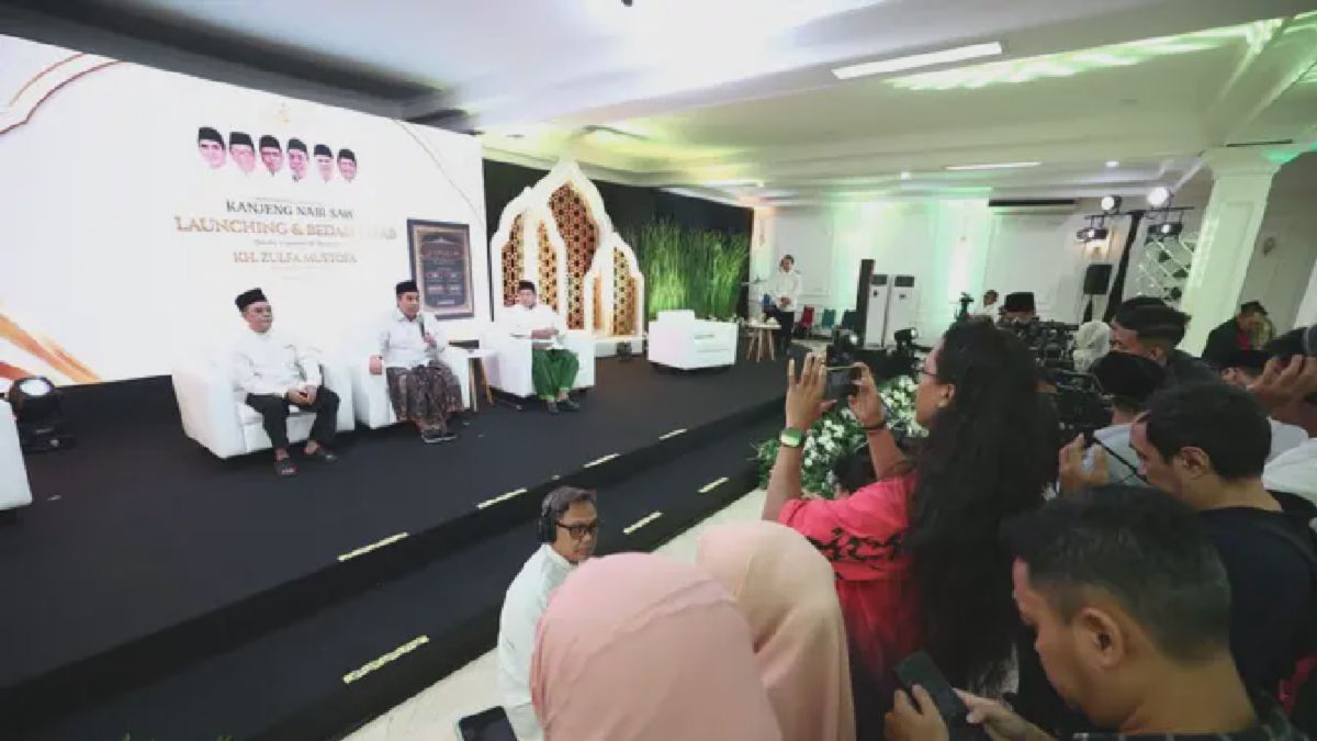 KH Zulfa Mustofa Luncurkan Empat Kitab di Masjid Sunda Kelapa