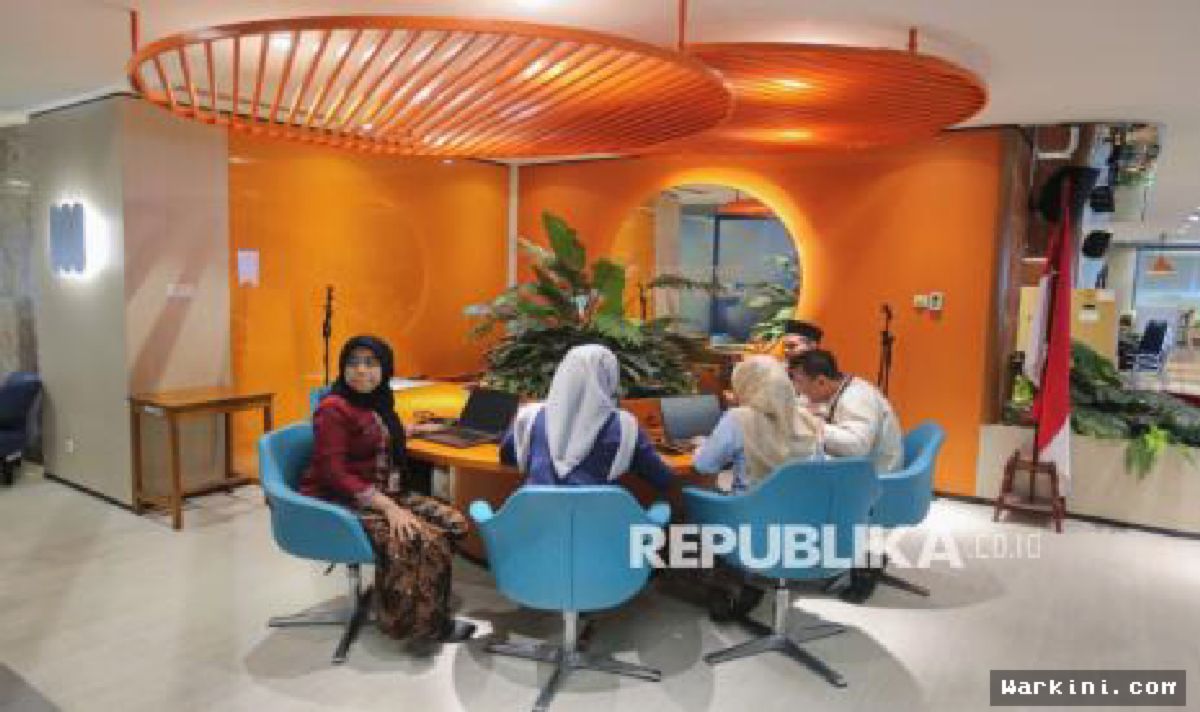 Naskah Khutbah Jumat: Allah Itu Open Source, Lur!
