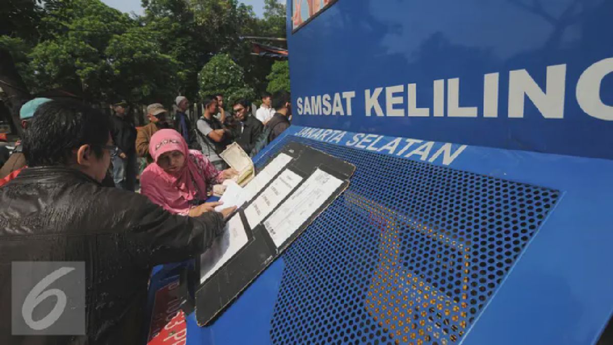 Jakarta - Gerai Samsat Keliling Kalibata Kembali Beroperasi Usai Lebaran