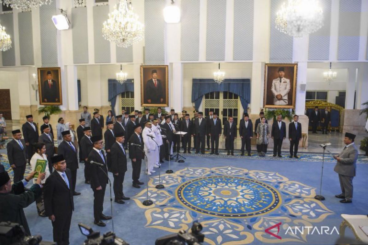 Prabowo Lantik Agung Gumilar sebagai Asisten Analisis Data Strategis
