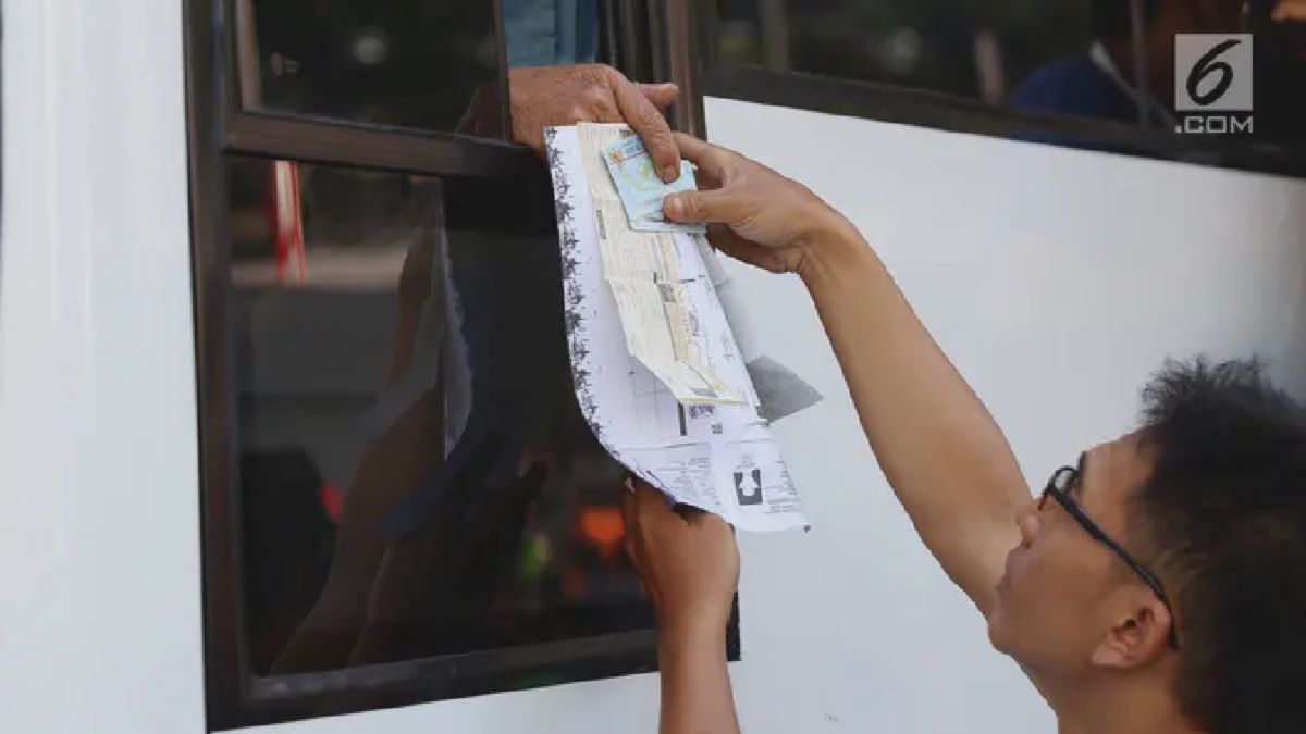 Jakarta — Samsat CFD Layani Bayar Pajak Tanpa BPKB
