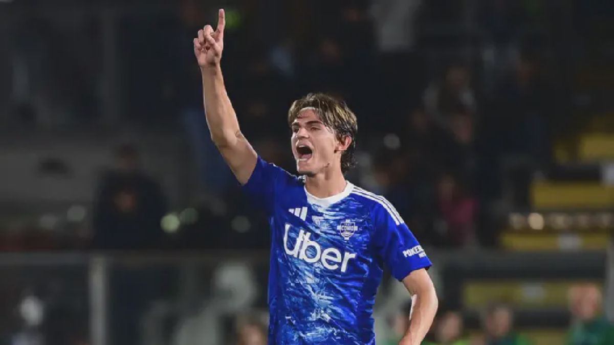 Madrid — Real Madrid Berpeluang Tebus Nico Paz dari Como Seharga 10,6 Juta Euro