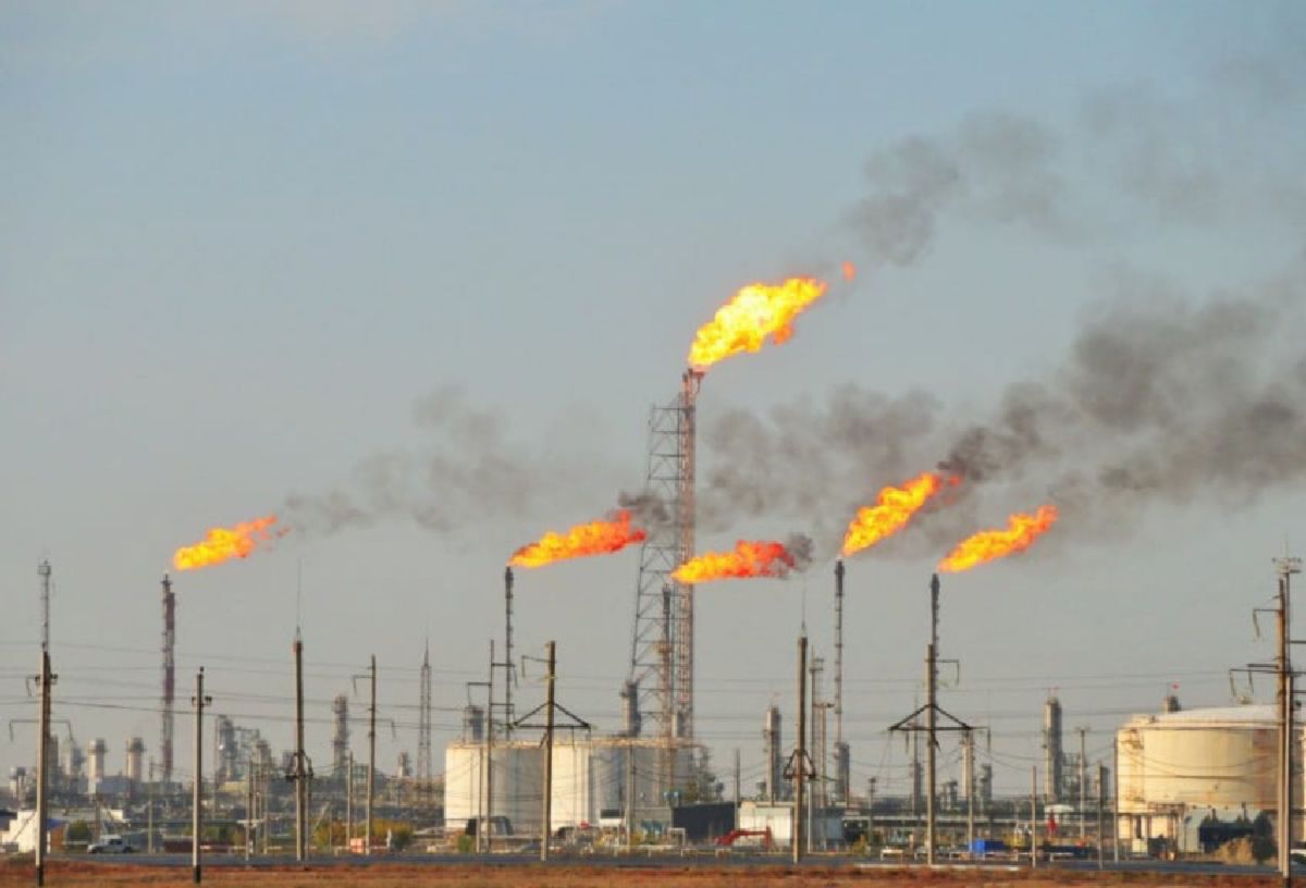 Produksi Minyak UEA Capai Rekor 4,1 Juta Barel Pasca Hengkang OPEC