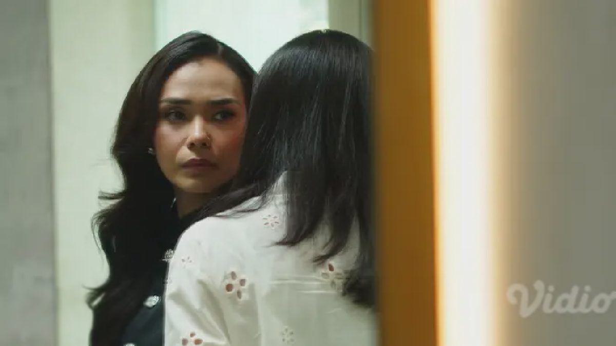 Manis di Bibir: Ramuan Drama Keluarga, Romansa, dan Intrik yang Tak Terduga